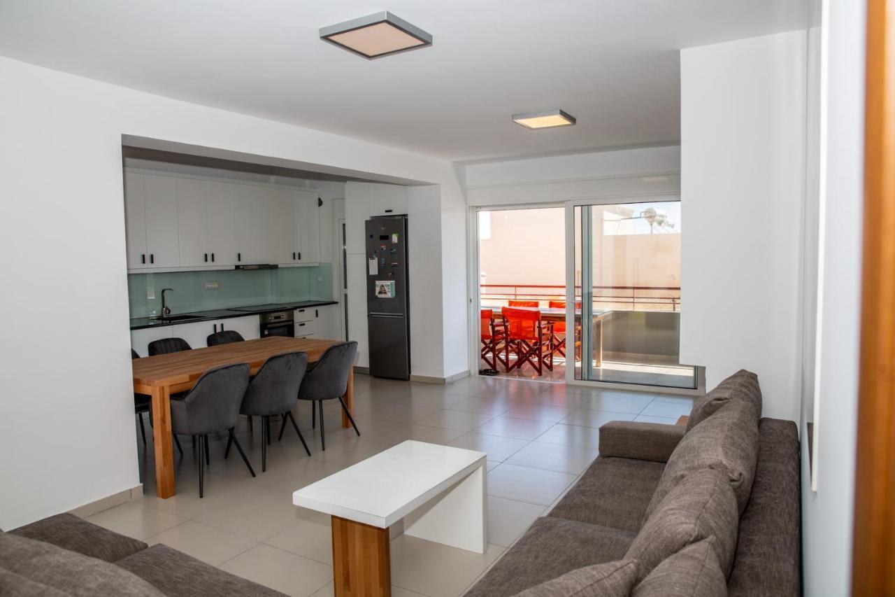 5 Sterne Apollo City Apartment Лавріон Екстер'єр фото