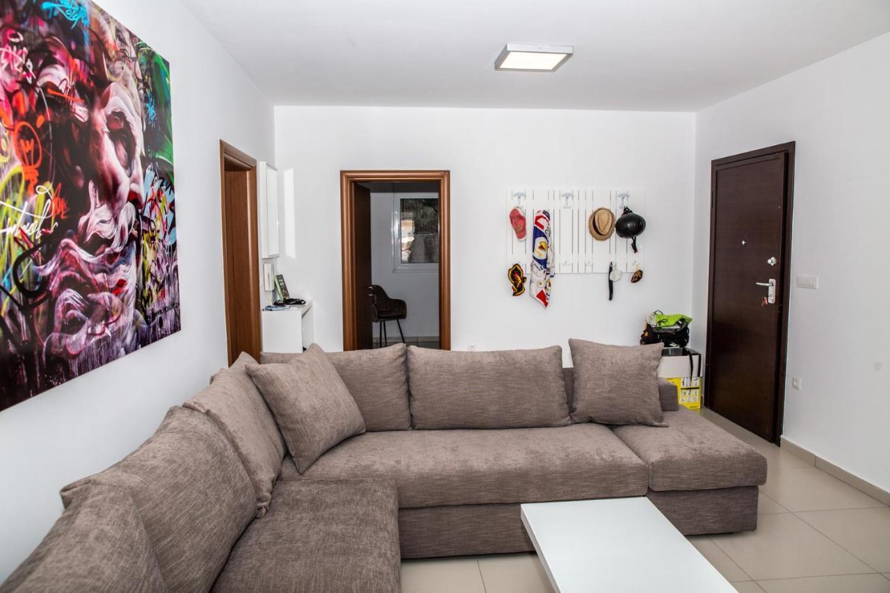 5 Sterne Apollo City Apartment Лавріон Екстер'єр фото